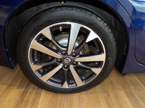 2016 Nissan Altima 2.5 SR