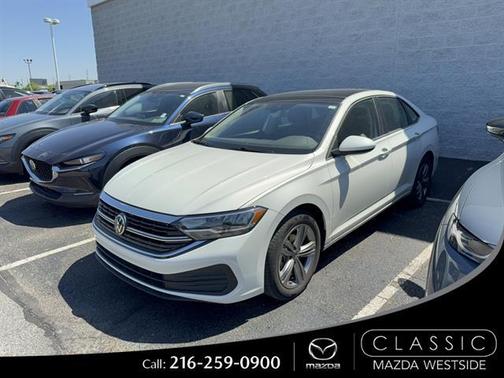 Opal White Pearl Effect 2024 Volkswagen Jetta 1.5T SE