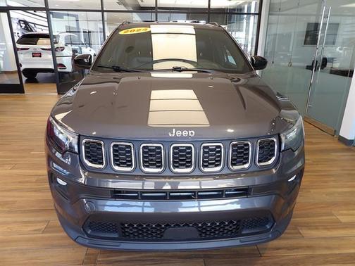 Dark Gray 2024 Jeep Compass Latitude Lux