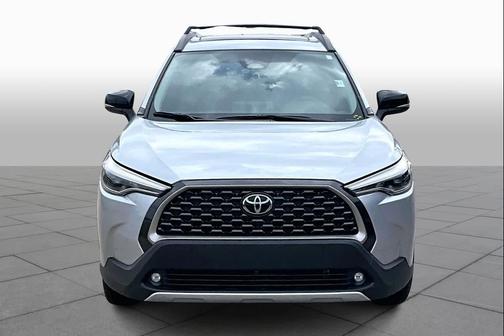 2025 Toyota Corolla Cross XLE