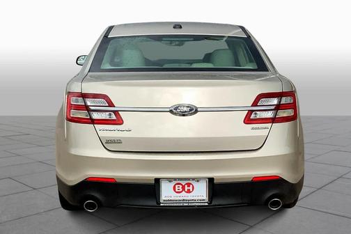 2018 Ford Taurus SE