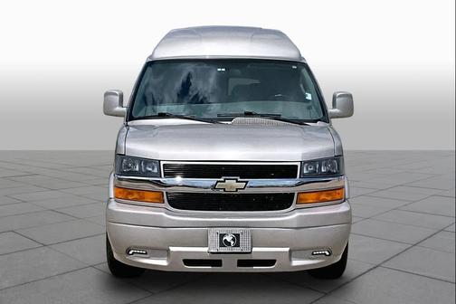 Special Exterior Color 2022 Chevrolet Express 2500 LT