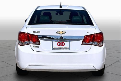 Summit White 2014 Chevrolet Cruze 2LT