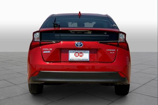 2021 Toyota Prius XLE