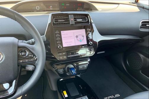2021 Toyota Prius XLE