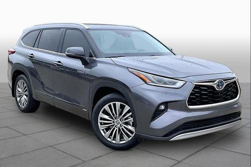 Magnetic Gray Metallic 2021 Toyota Highlander Hybrid Platinum