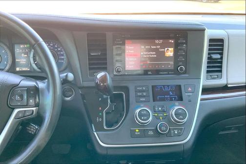 2020 Toyota Sienna Limited Premium