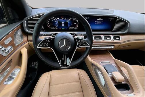 Black 2026 Mercedes-Benz GLE 450e 4MATIC