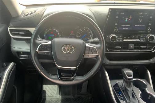 2021 Toyota Highlander Hybrid XLE
