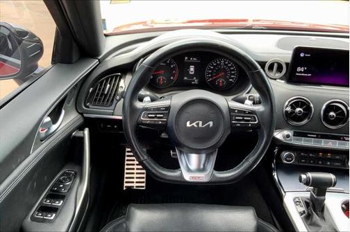 2022 Kia Stinger GT1