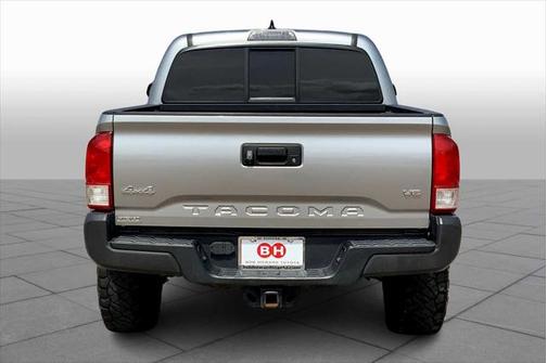 2017 Toyota Tacoma SR5