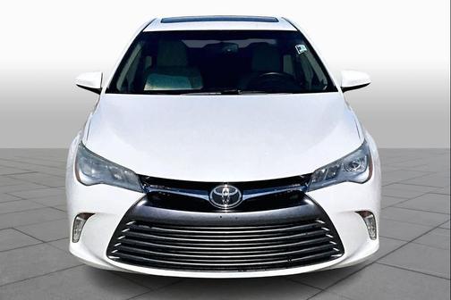 2016 Toyota Camry XLE