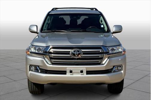 2017 Toyota Land Cruiser Base