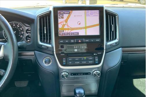 2017 Toyota Land Cruiser Base