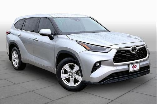 Celestial Silver Metallic 2024 Toyota Highlander LE