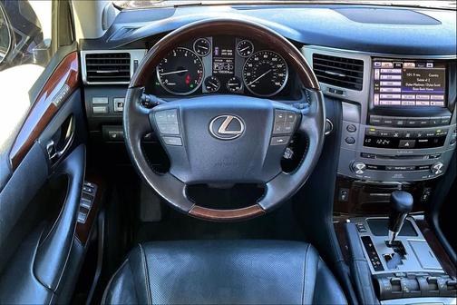 2015 Lexus LX 570 Base