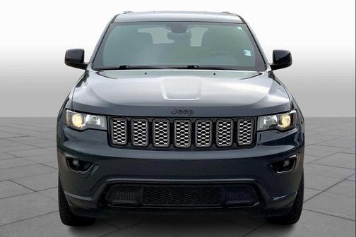 2017 Jeep Grand Cherokee Altitude