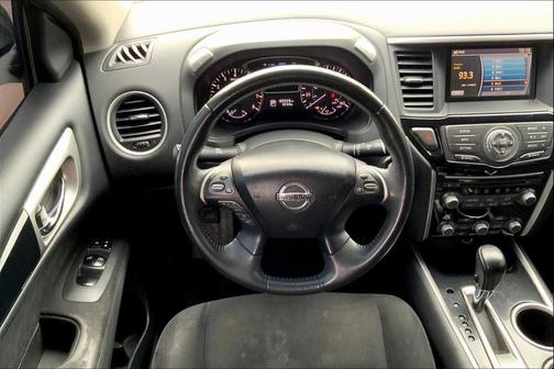 2013 Nissan Pathfinder SV