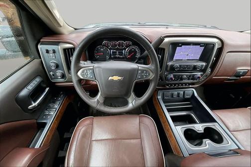 Summit White 2017 Chevrolet Silverado 3500 High Country