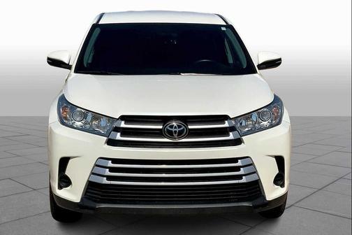 2019 Toyota Highlander LE I4