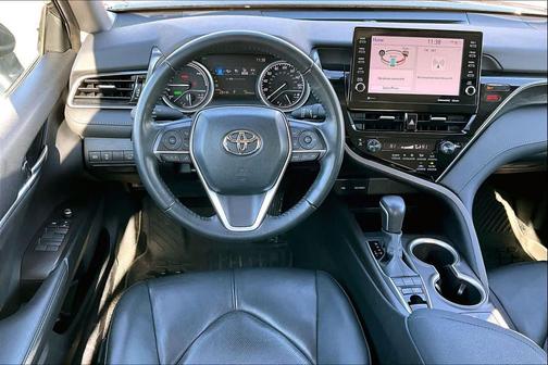 2023 Toyota Camry Hybrid XLE