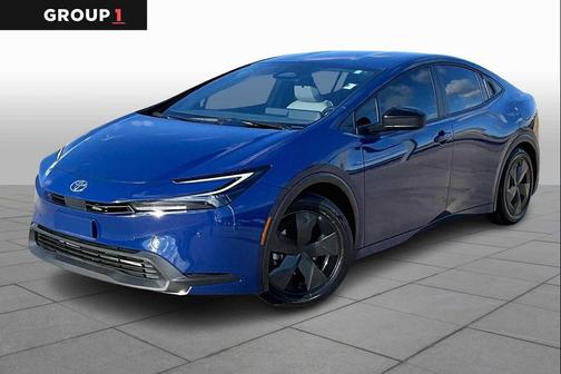 2025 Toyota Prius LE