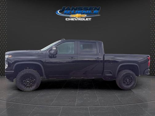 Black 2026 Chevrolet Silverado 2500 ZR2