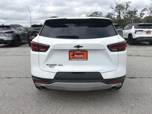 Summit White 2026 Chevrolet Blazer LT