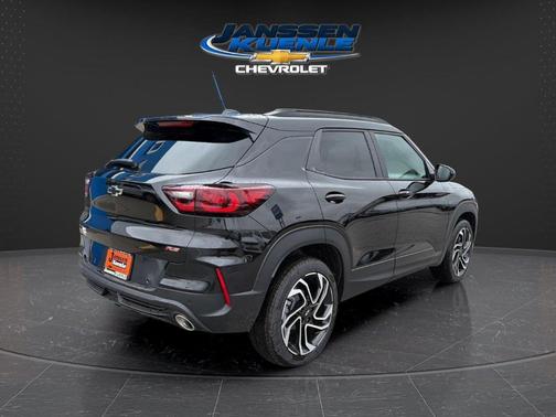 Mosaic Black Metallic 2026 Chevrolet Trailblazer RS