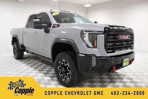 2024 GMC Sierra 2500 AT4