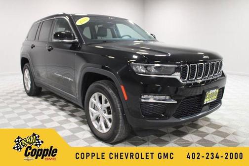Diamond Black Crystal Pearlcoat 2023 Jeep Grand Cherokee Limited