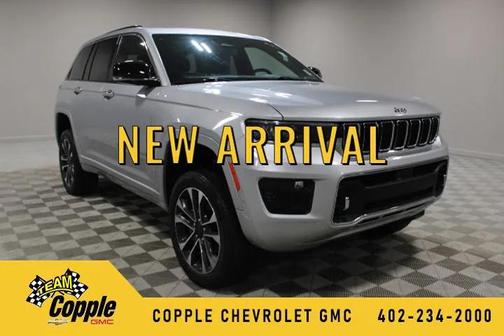 2022 Jeep Grand Cherokee Overland
