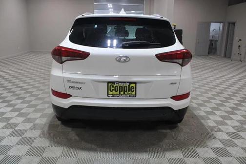 2017 Hyundai TUCSON SE Plus