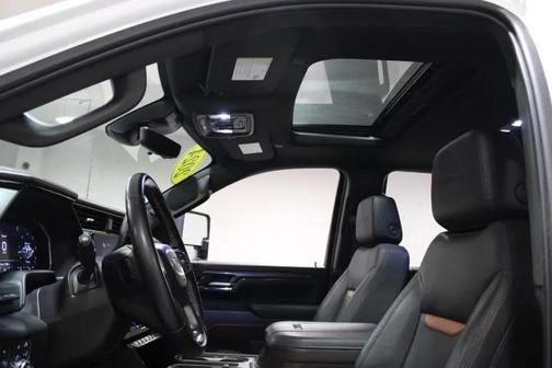 2024 GMC Sierra 2500 AT4