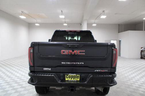 2024 GMC Sierra 2500 AT4