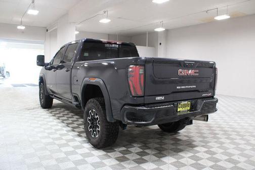 2024 GMC Sierra 2500 AT4