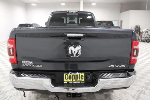 2019 RAM 3500 Laramie Crew Cab 4x4 8' Box