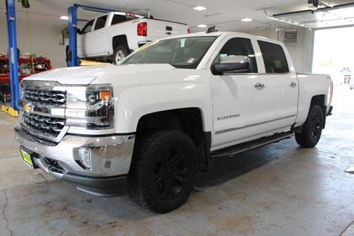 Summit White 2018 Chevrolet Silverado 1500 LTZ