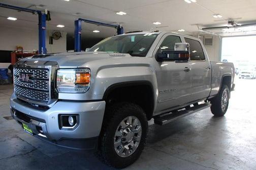 Quicksilver Metallic 2018 GMC Sierra 2500 Denali