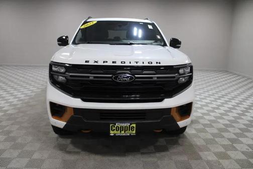 2025 Ford Expedition Tremor