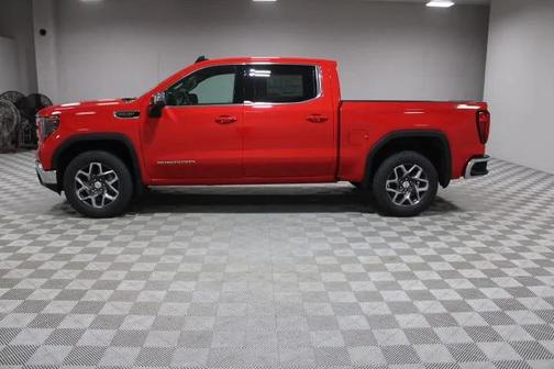 2025 GMC Sierra 1500 SLE