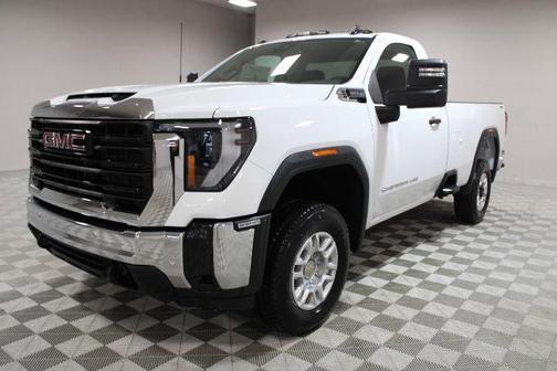 2026 GMC Sierra 2500 Base