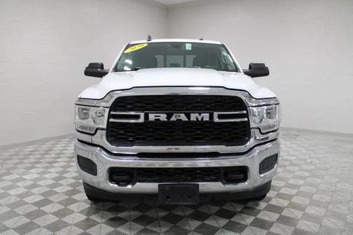 2020 RAM 2500 Tradesman Crew Cab 4X4 6'4' Box