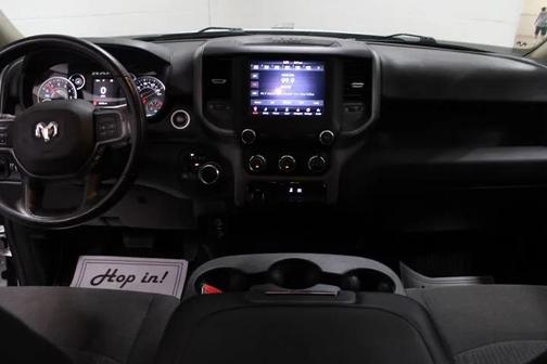 2020 RAM 2500 Tradesman Crew Cab 4X4 6'4' Box