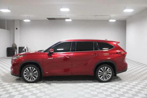 2020 Toyota Highlander Hybrid Platinum
