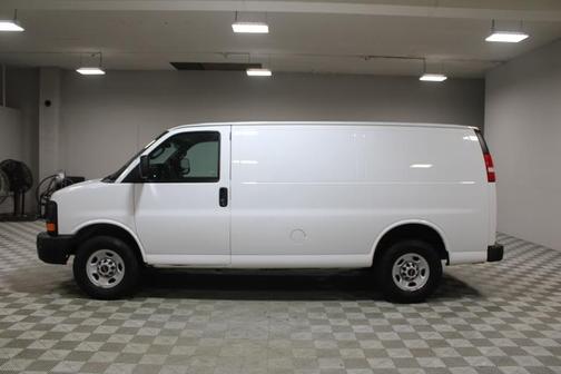 2016 GMC Savana 2500 Work Van