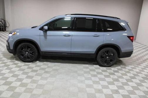 2022 Honda Pilot AWD Black Edition