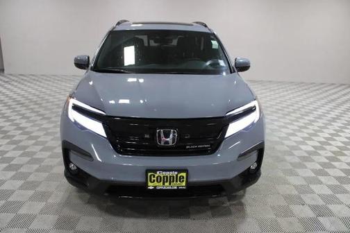 2022 Honda Pilot AWD Black Edition
