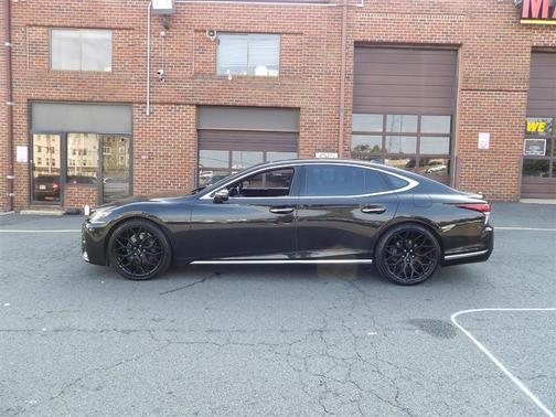 2018 Lexus LS 500 