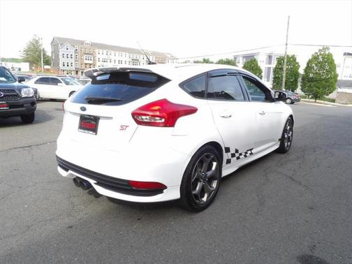 2018 Ford Focus ST